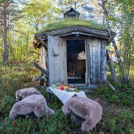 Moekki - The White Blue Wilderness Lodge Inari Exterior photo